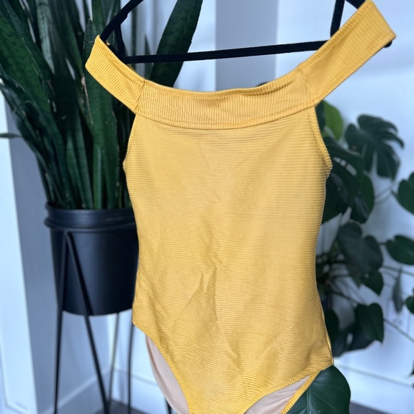 Old Navy vintage style swim suit - Picture 1 of 3